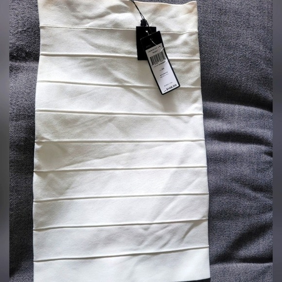 BCBGMaxAzria Dresses & Skirts - NWT   BCBGMAXAZRIA Alexa Bandage Skirt‎ Women Size XS Gardenia White